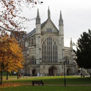 Winchester-walk_0029-cathedral